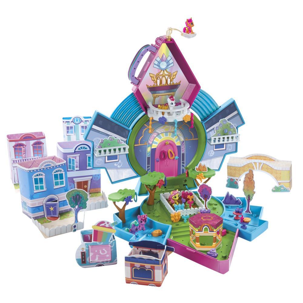 My Little Pony Mini World Magic Epic Mini Crystal Brighthouse Toy - Playset with 5 Collectible Figures, Kids Ages 5+