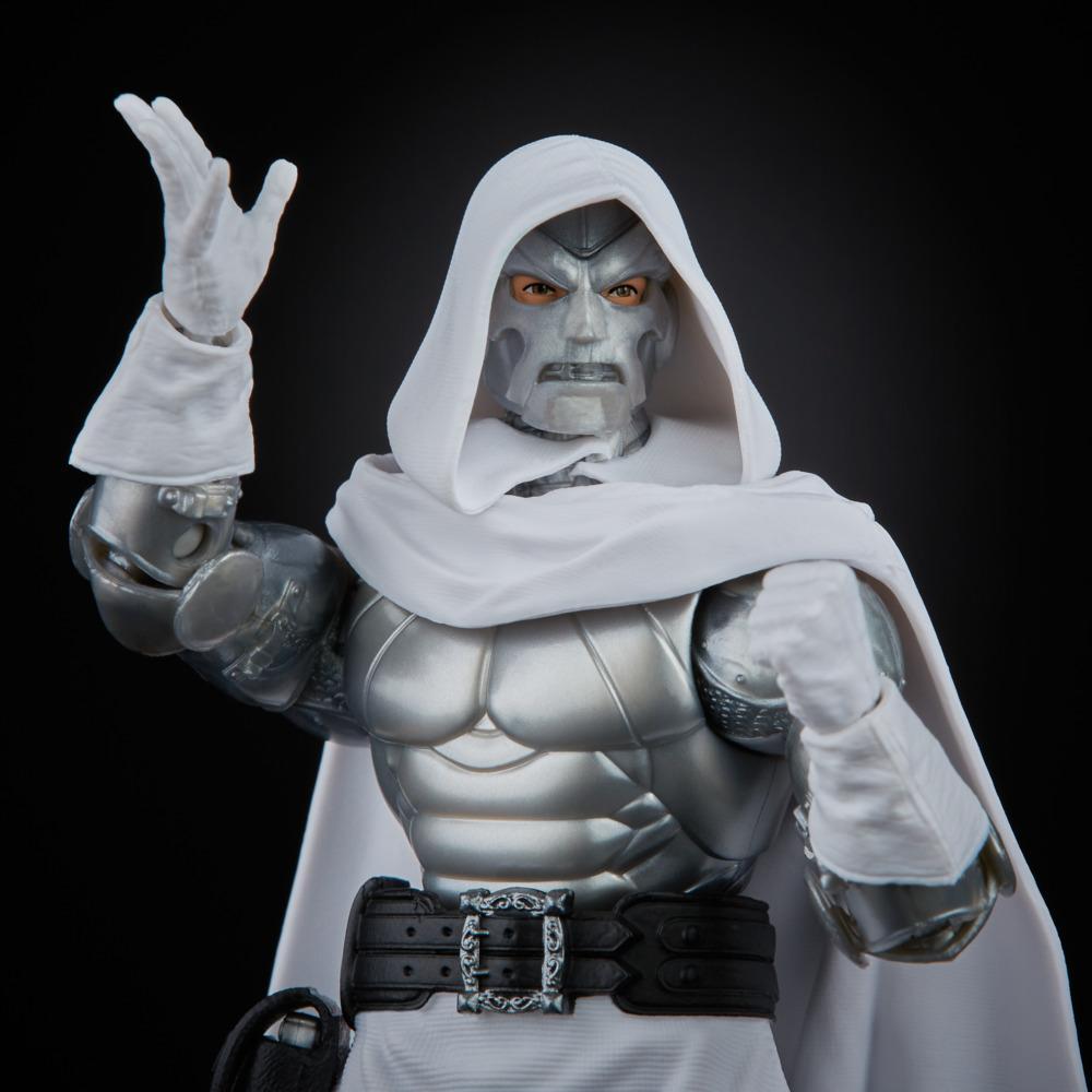 Doom Figure and 4 Accessories Marvel Hasbro Legends Series 6-inch Collectible Action Dr