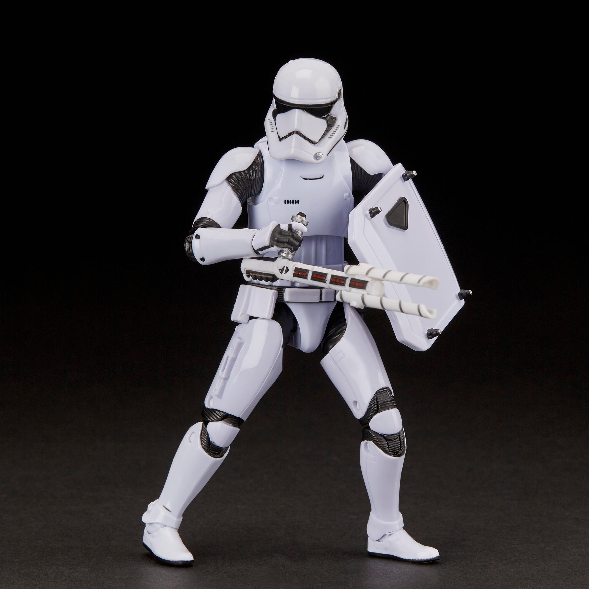 Star Wars Episode 7  "The Black Series Nr 4" First Order Stormtrooper von Hasbro 