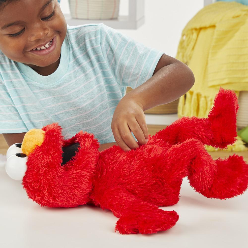 Tickle Me Elmo Sesame Street Plush Playskool Laughing & Talking New In Box 