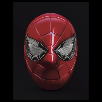 Casco electrónico de Iron Spider de Marvel Legends Series - Marvel