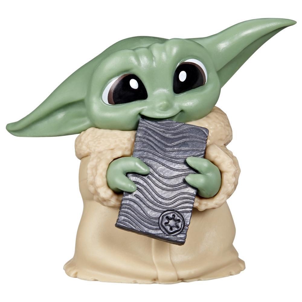 Star Wars - The Bounty Collection Series 5 - Figura de Grogu en pose Mordida de Beskar - 5,5 cm