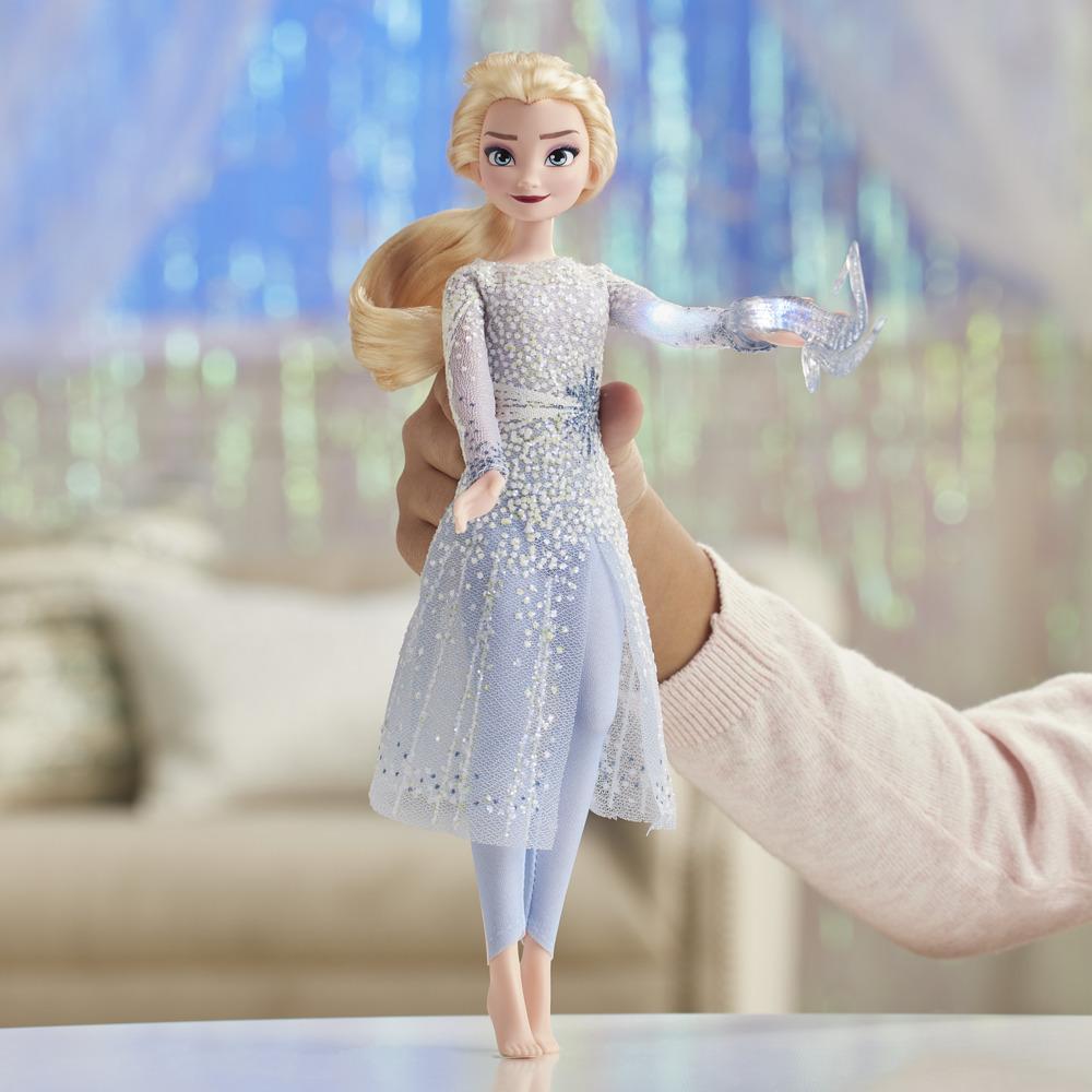Frozen 2 Muñeca Elsa Con Luces Y Sonidos 