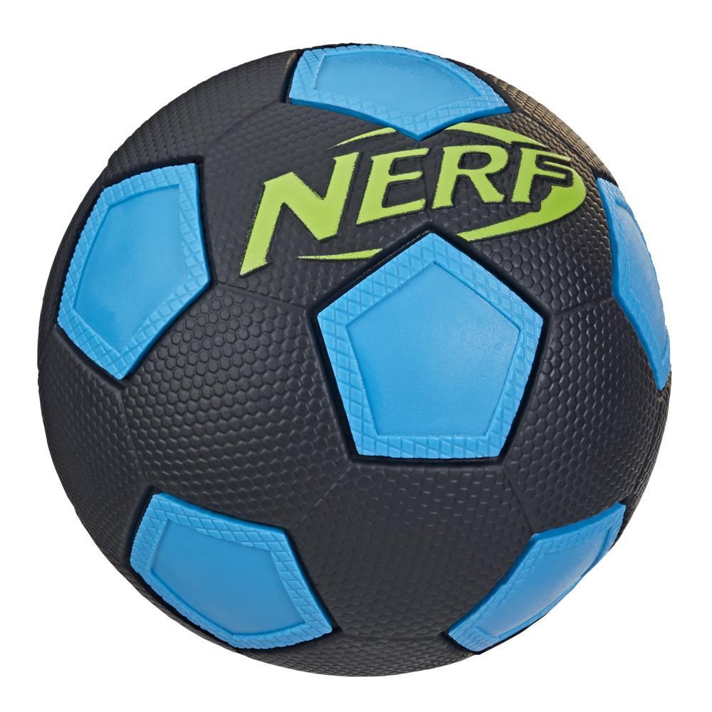 Nerf Weather Blitz Espuma Football for All-Weather Play - Easy-to-Hold  Grips - Ótimo para Jogos Internos e Ao Ar Livre - Prata em Promoção na  Americanas