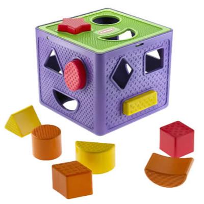 PLAYSKOOL PLAY FAVORITES Cube de Triage