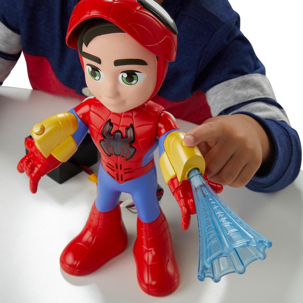 Vidéo en français sur les jouets des dessins animés. Spiderman