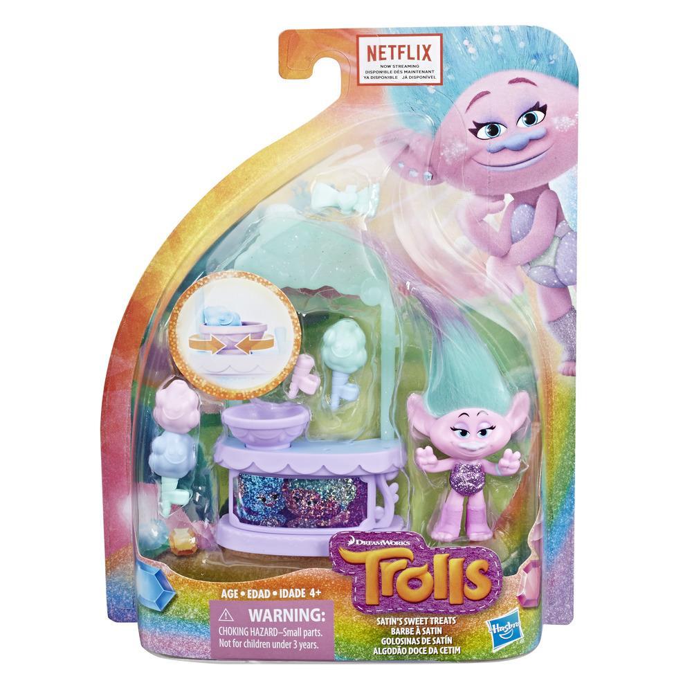 DreamWorks Trolls Satin's Sweet Treats Playset, Cotton Candy Stand with Figure and Accessories