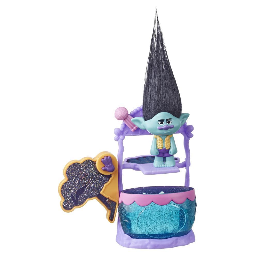 DreamWorks Trolls Branch's Dunk the Grump Dunk Tank Playset with Figure and Critter